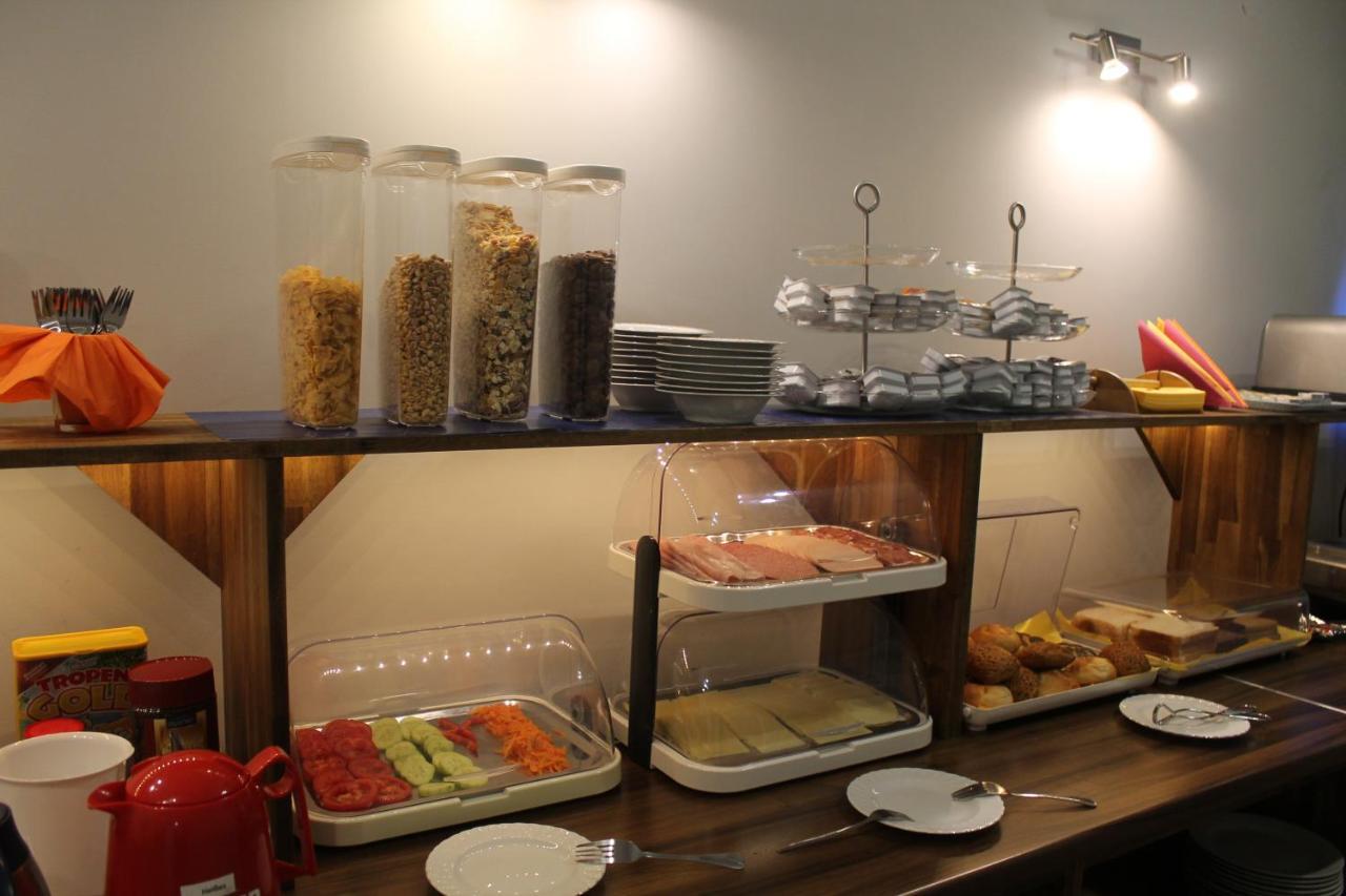 City Lounge Hotel Дюселдорф Екстериор снимка
